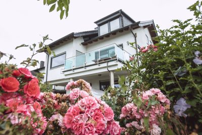 Wohnen, leben, genießen – Großzügiges Einfamilienhaus mit Weitblick und Bar in Wetter-Wengern, 58300 Wetter (Ruhr), Einfamilienhaus
